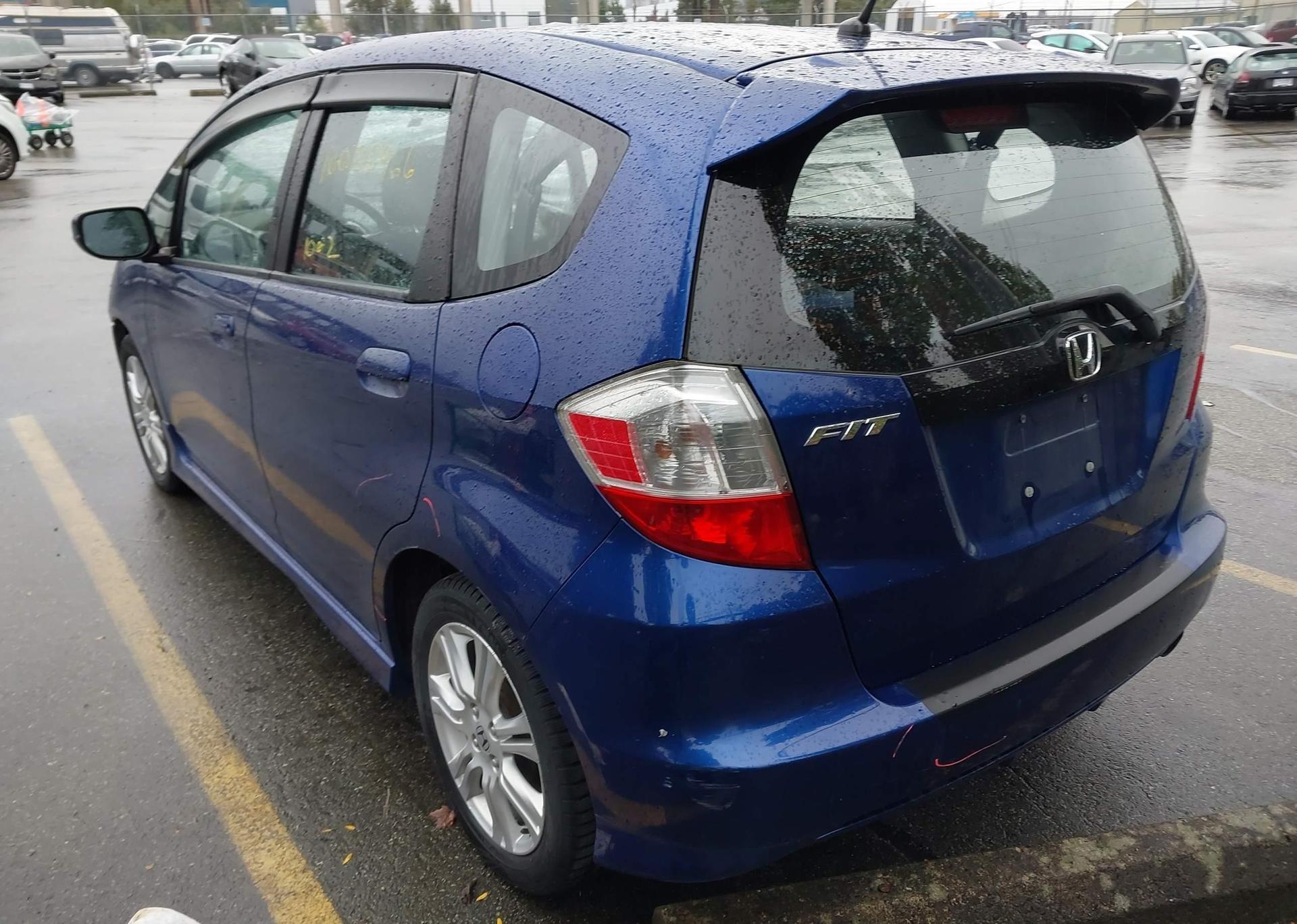 2010 HONDA FIT
