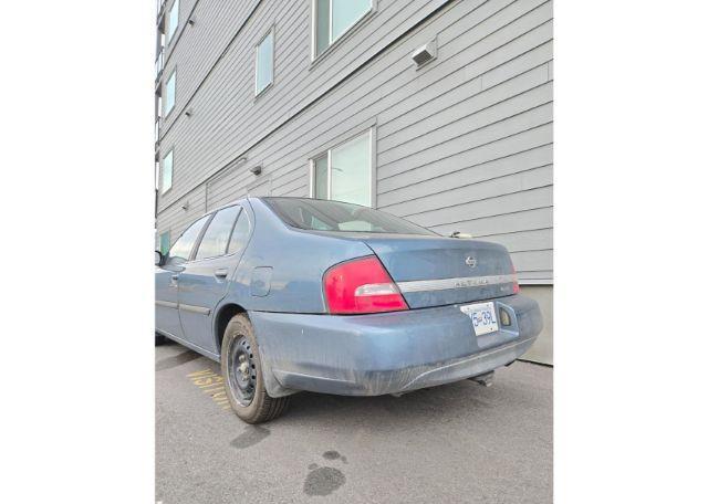 2001 NISSAN ALTIMA XE