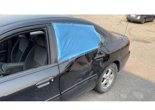 2005 FORD TAURUS SE