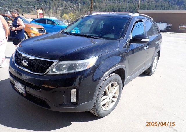 2015 KIA SORENTO LX