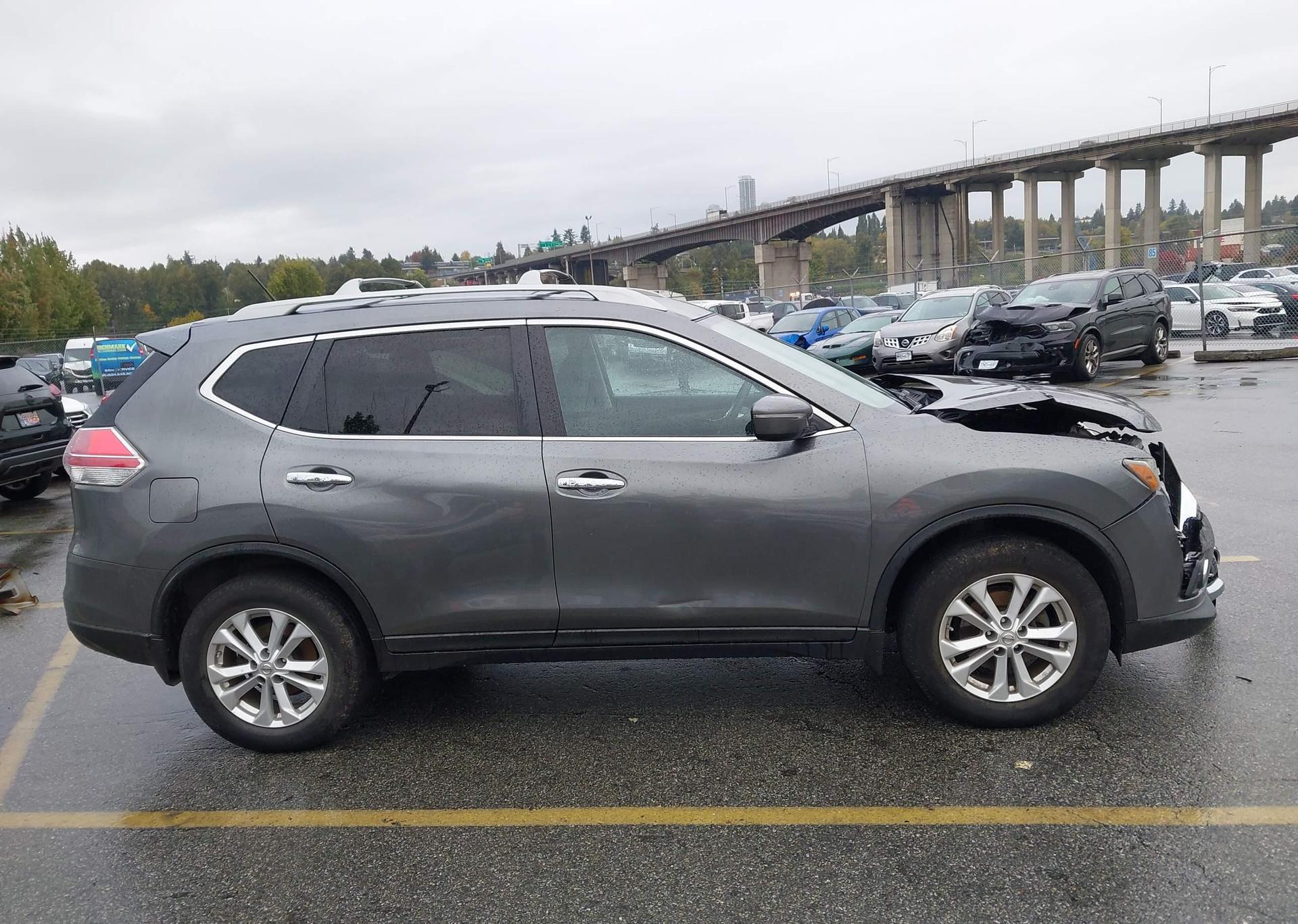 2014 NISSAN ROGUE