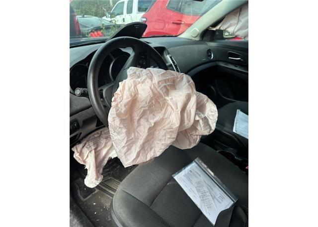 2012 CHEVROLET CRUZE