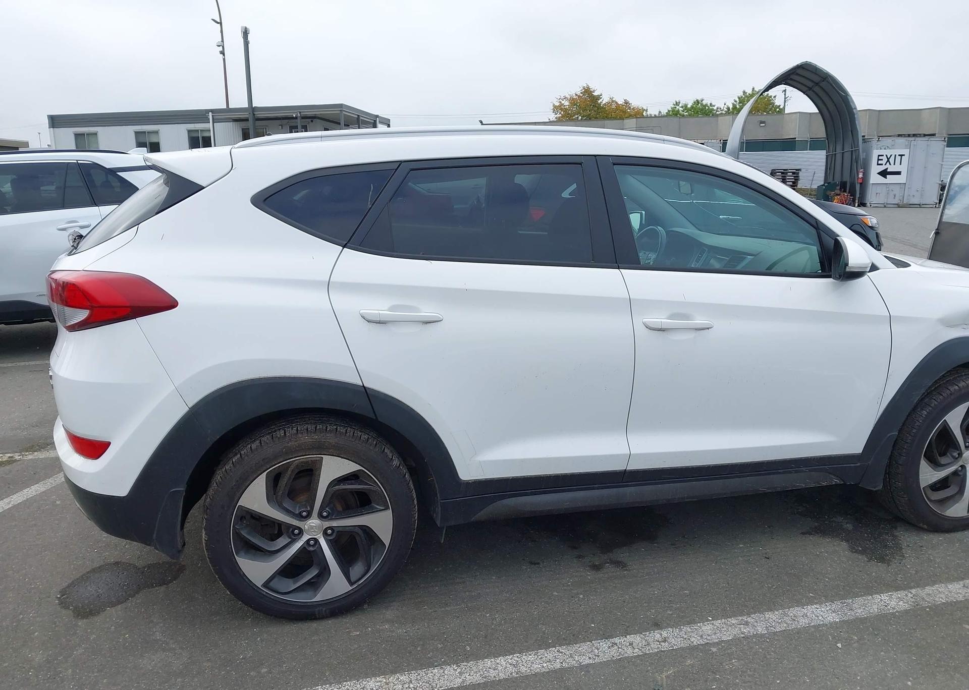 2016 HYUNDAI TUCSON LIMITED