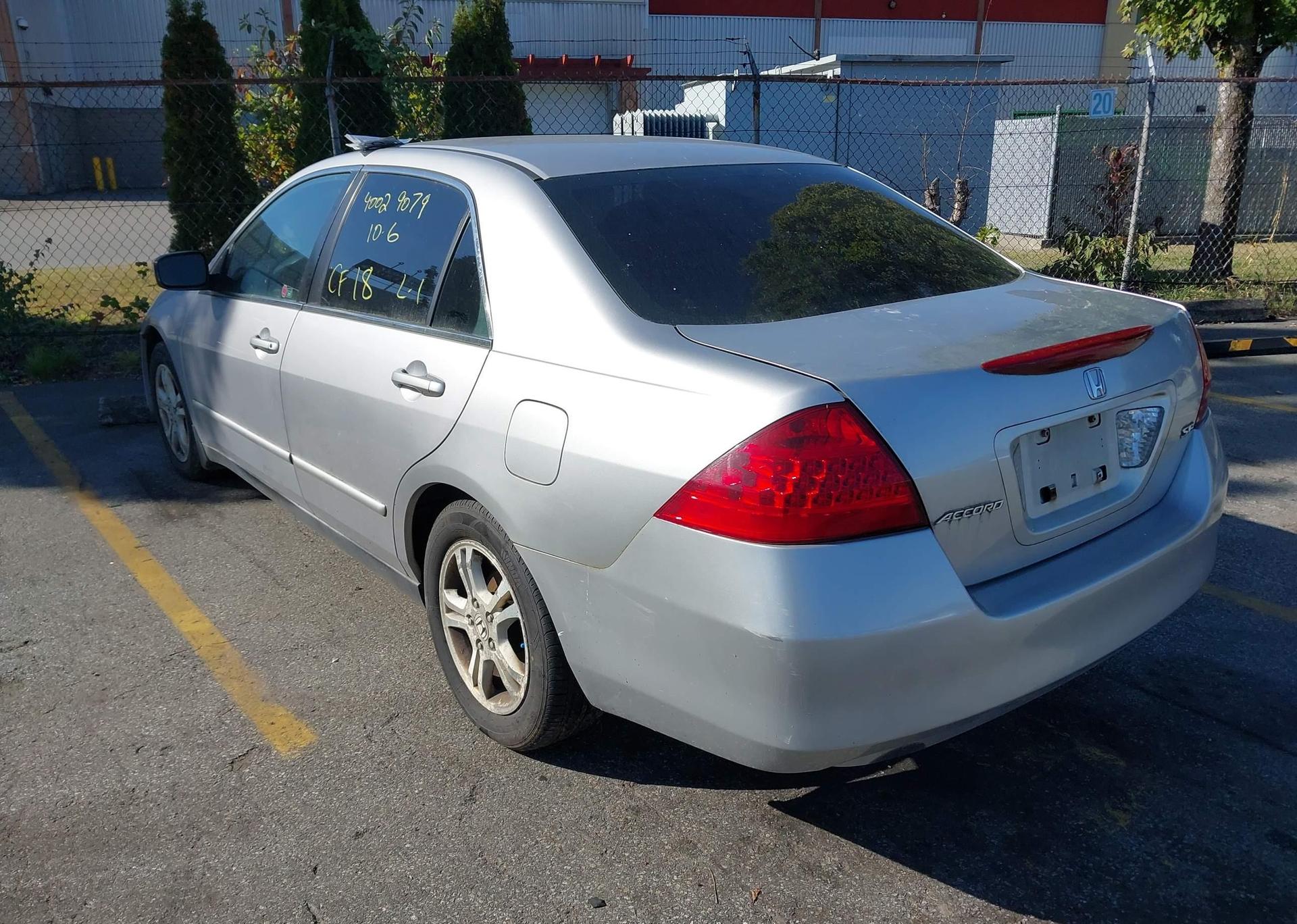 2006 HONDA ACCORD SE