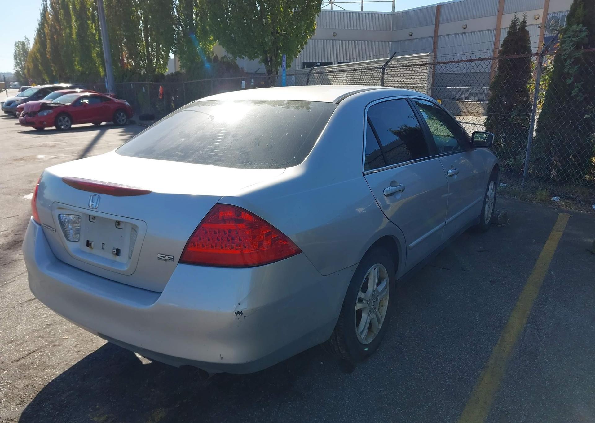 2006 HONDA ACCORD SE