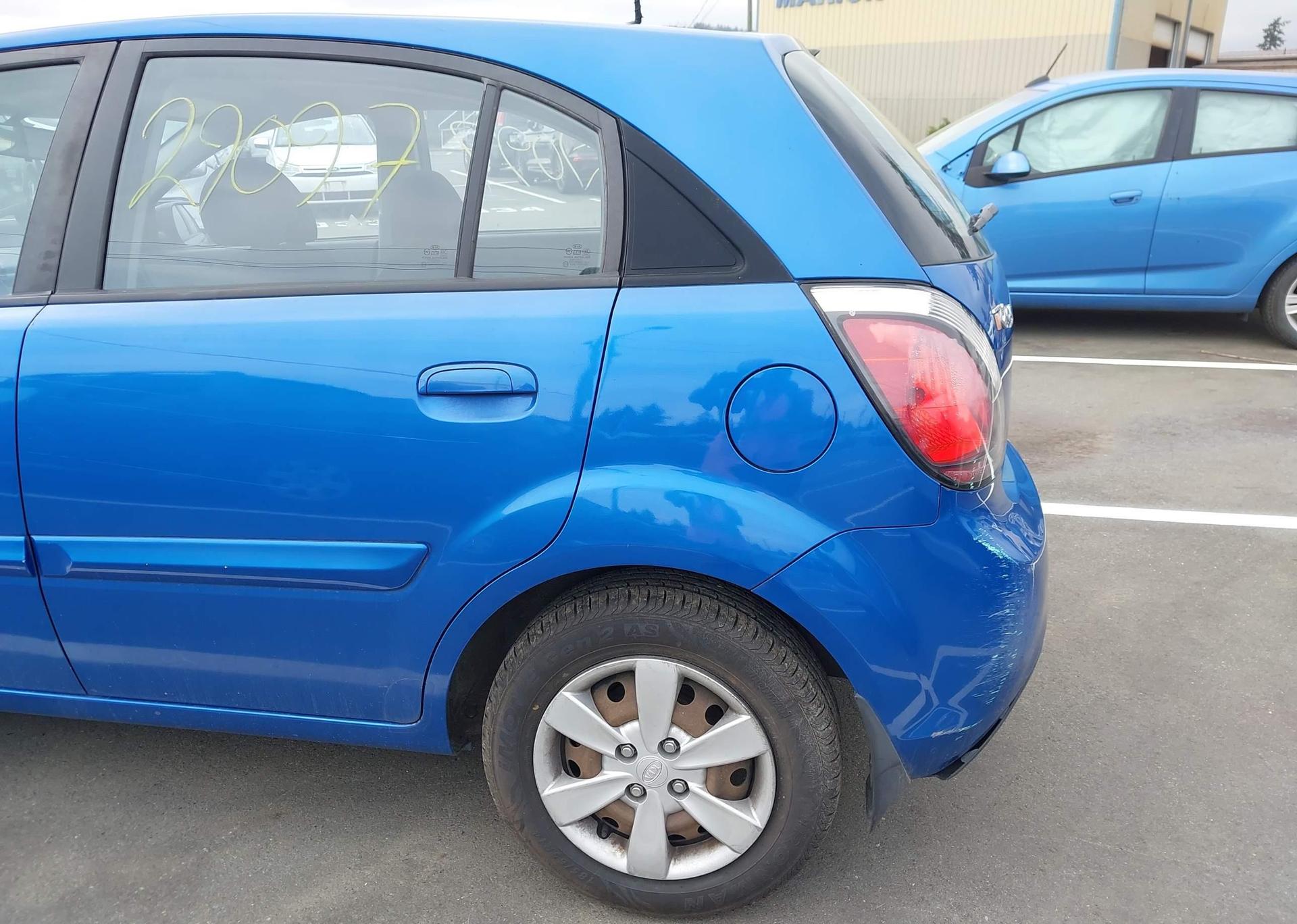 2010 KIA RIO LX