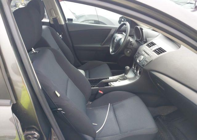 2010 MAZDA 3 I