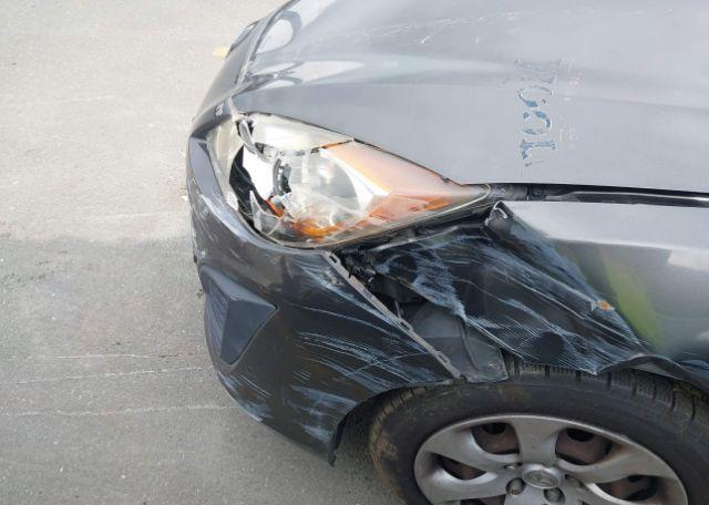 2010 MAZDA 3 I