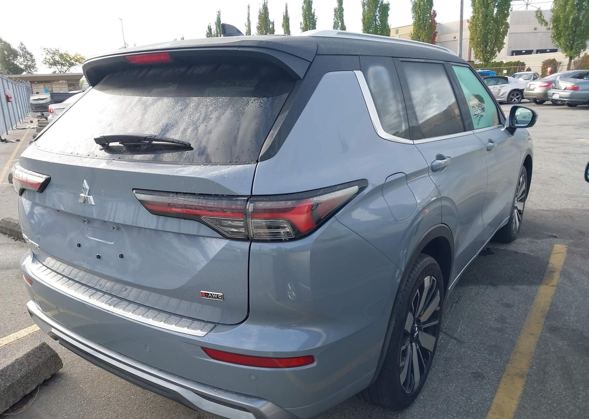 2025 MITSUBISHI OUTLANDER SEL