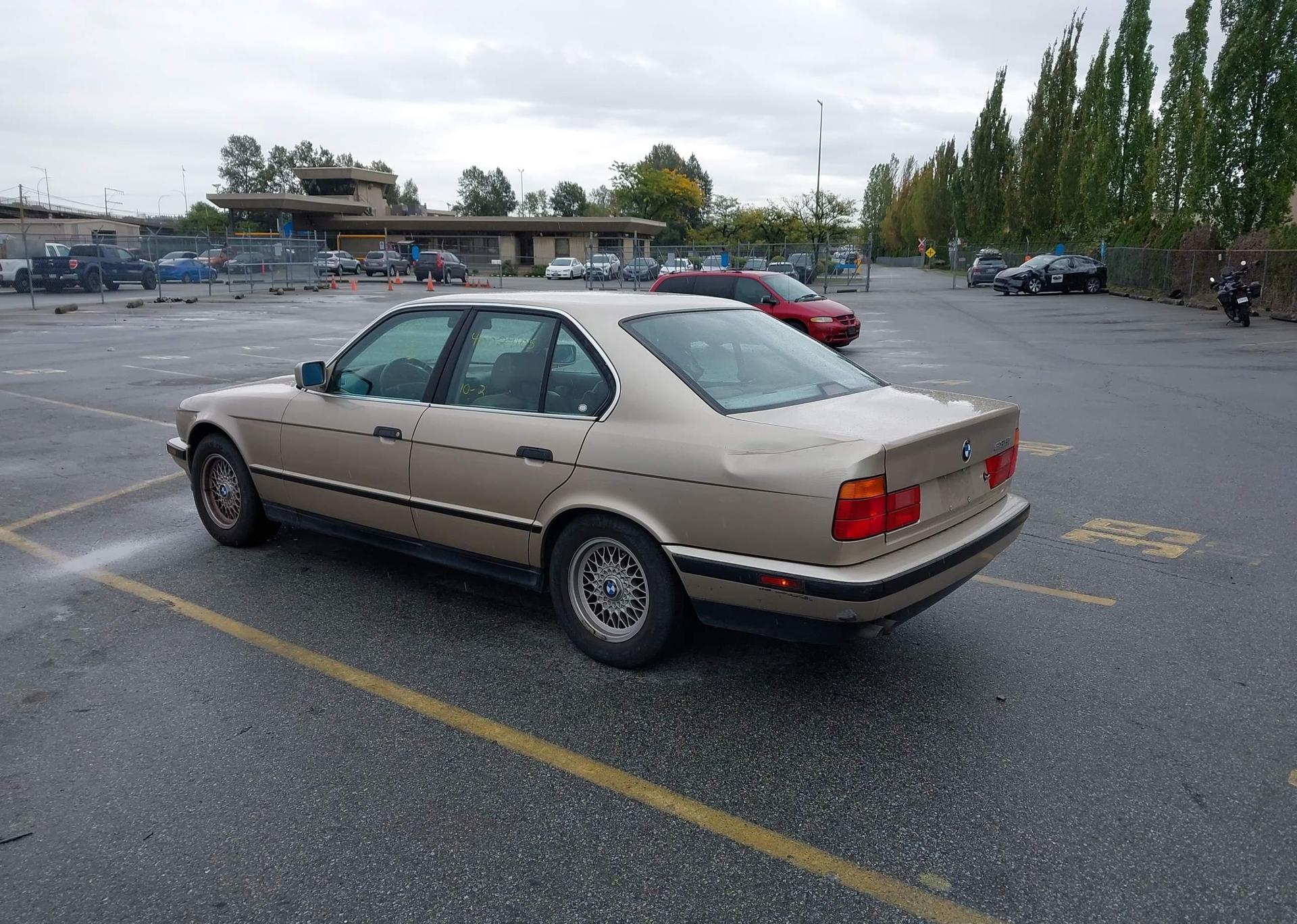 1992 BMW 535I