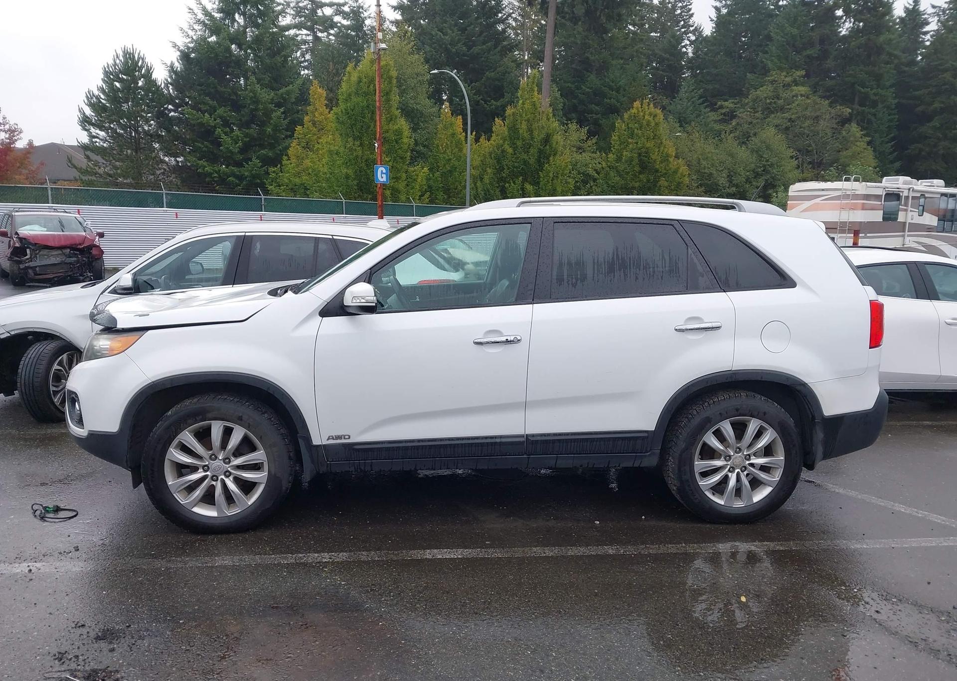 2011 KIA SORENTO EX