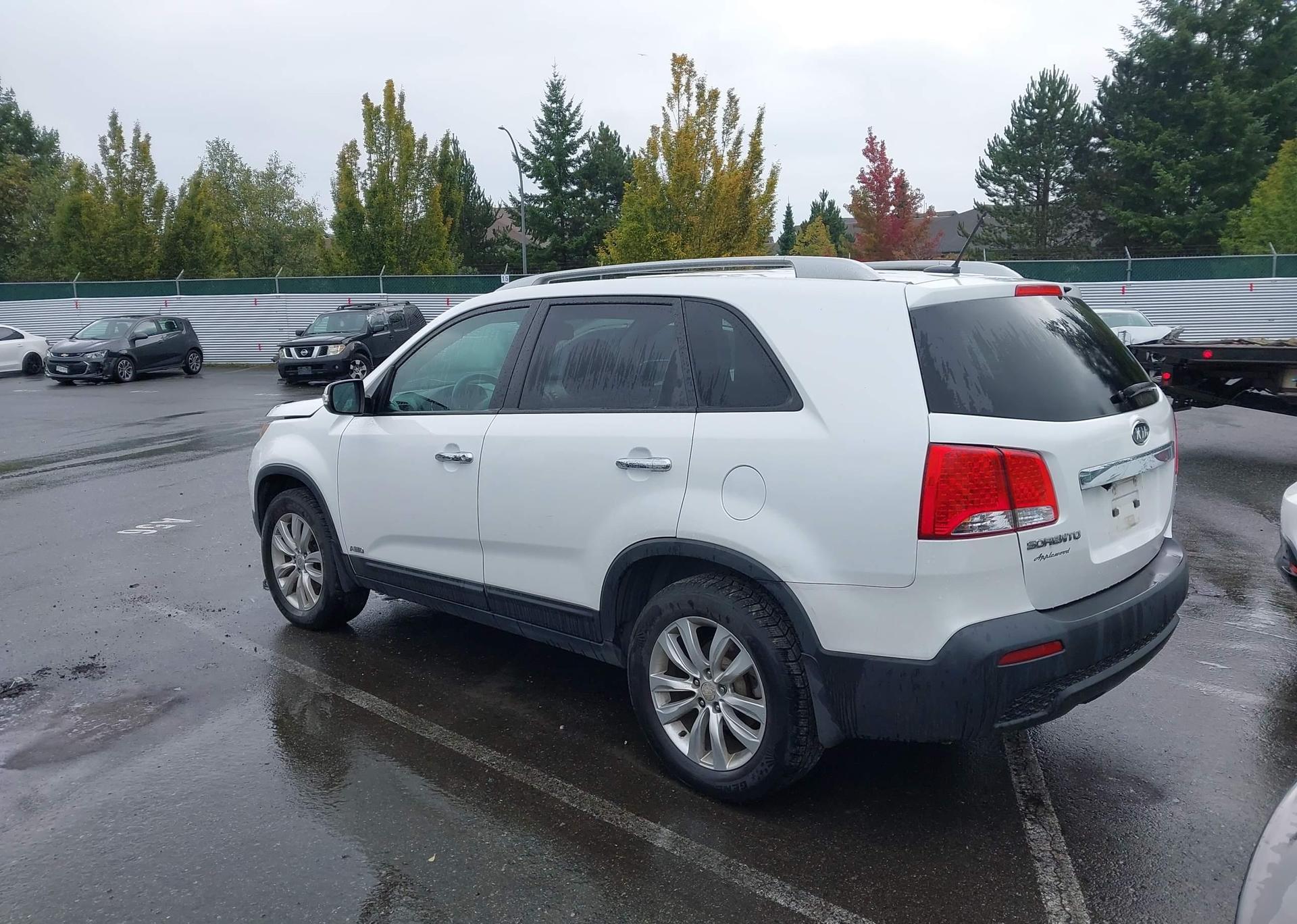 2011 KIA SORENTO EX