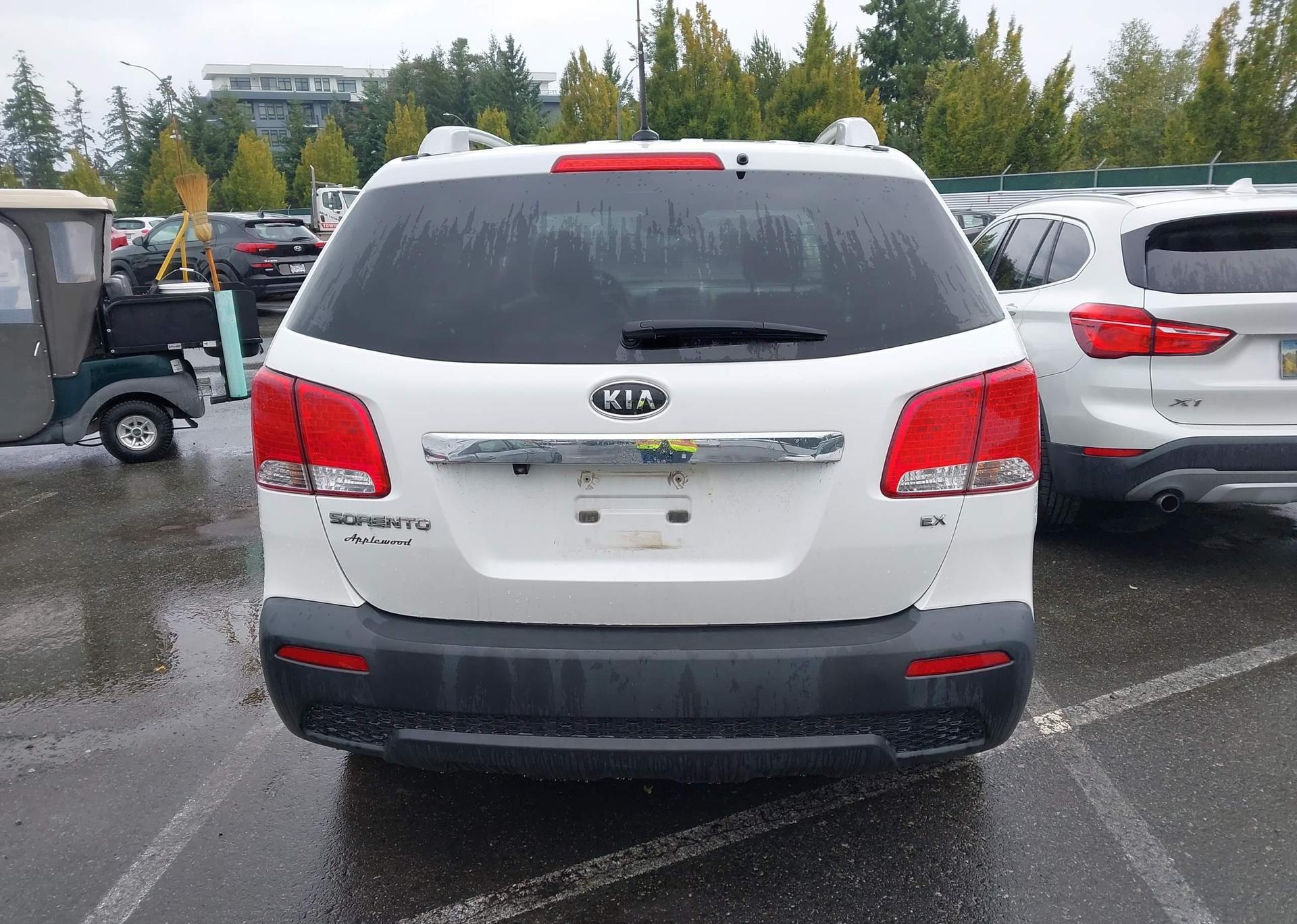 2011 KIA SORENTO EX