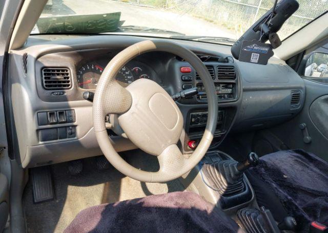 2000 SUZUKI VITARA JX