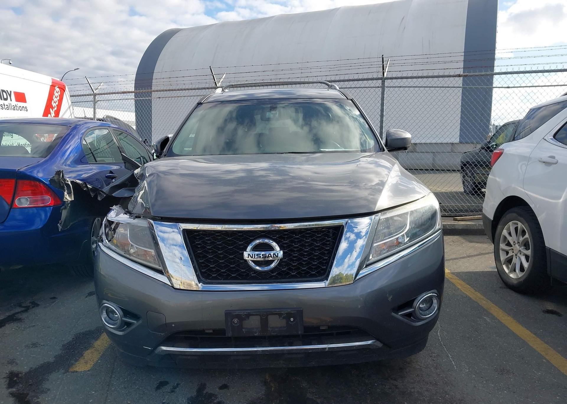 2015 NISSAN PATHFINDER S