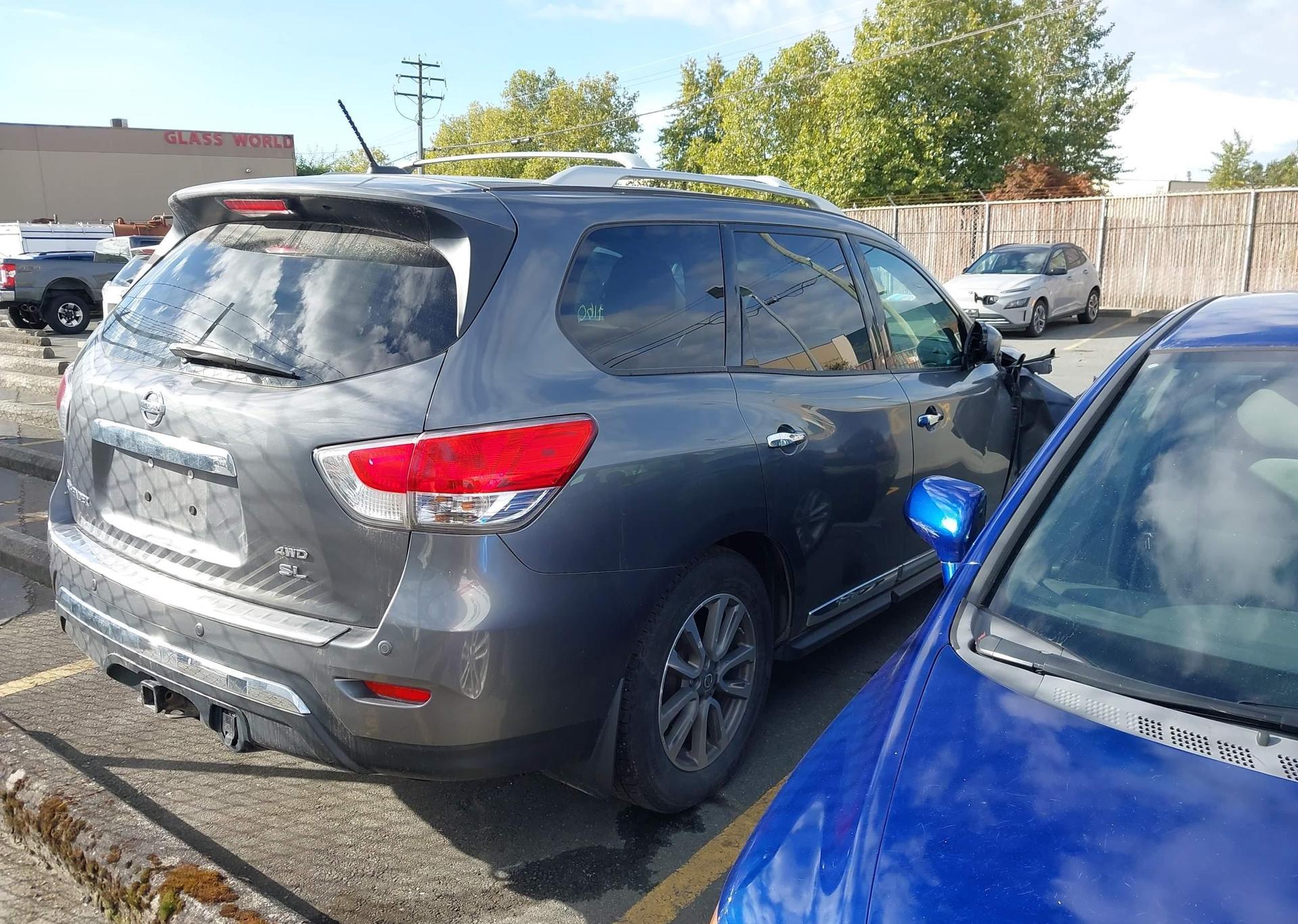 2015 NISSAN PATHFINDER S