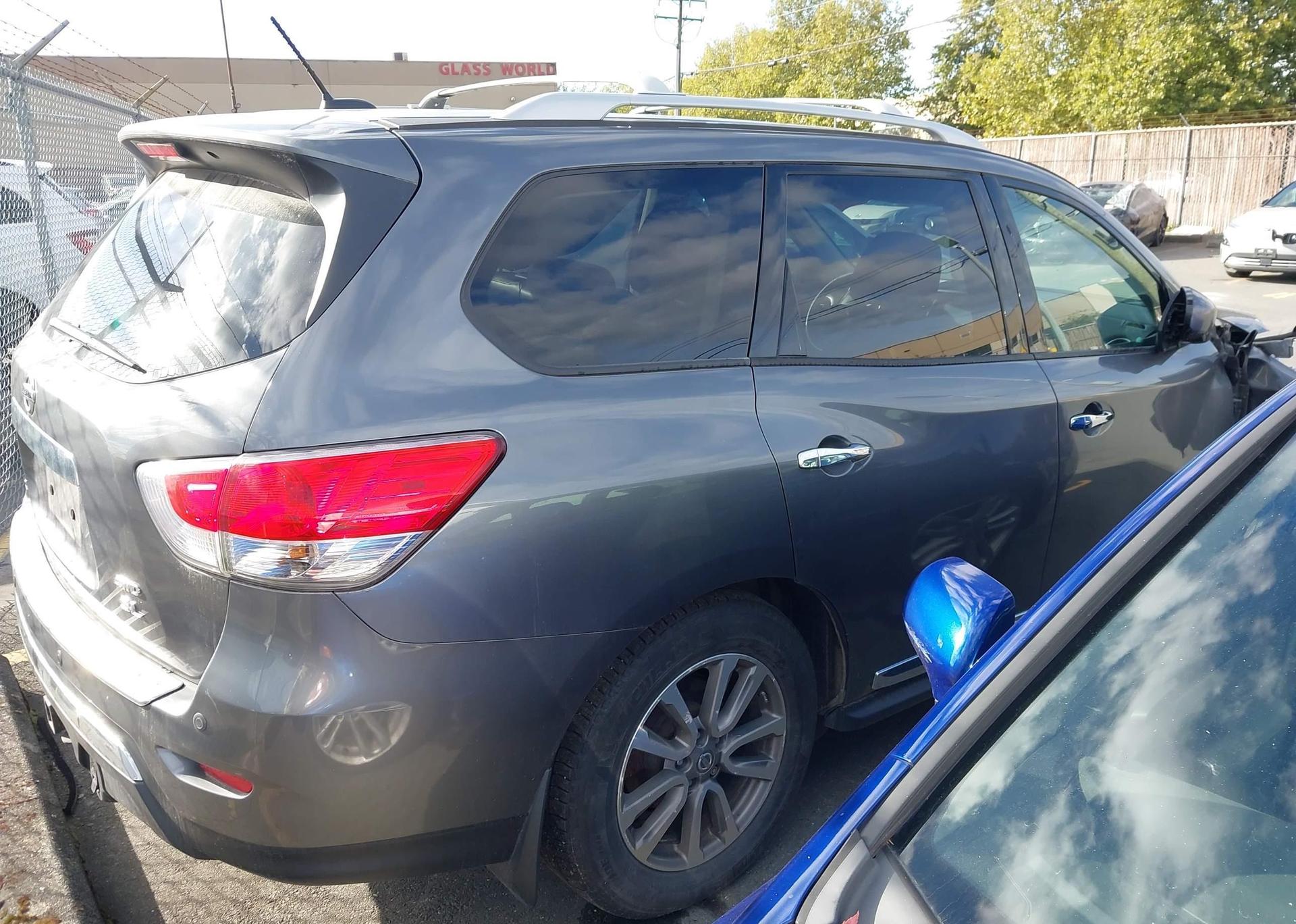 2015 NISSAN PATHFINDER S