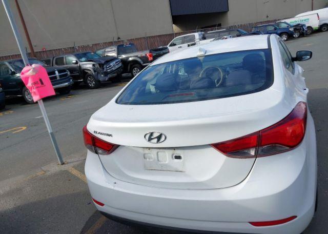 2016 HYUNDAI ELANTRA SE