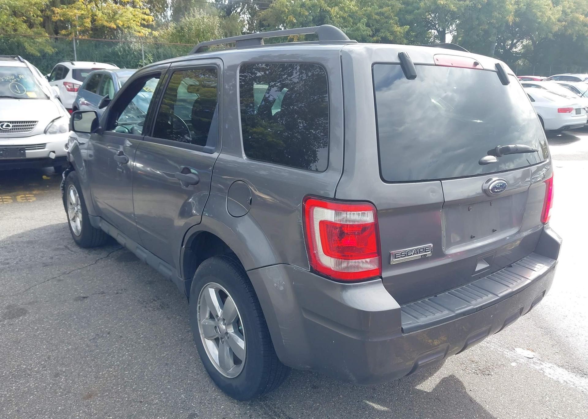 2012 FORD ESCAPE XLT