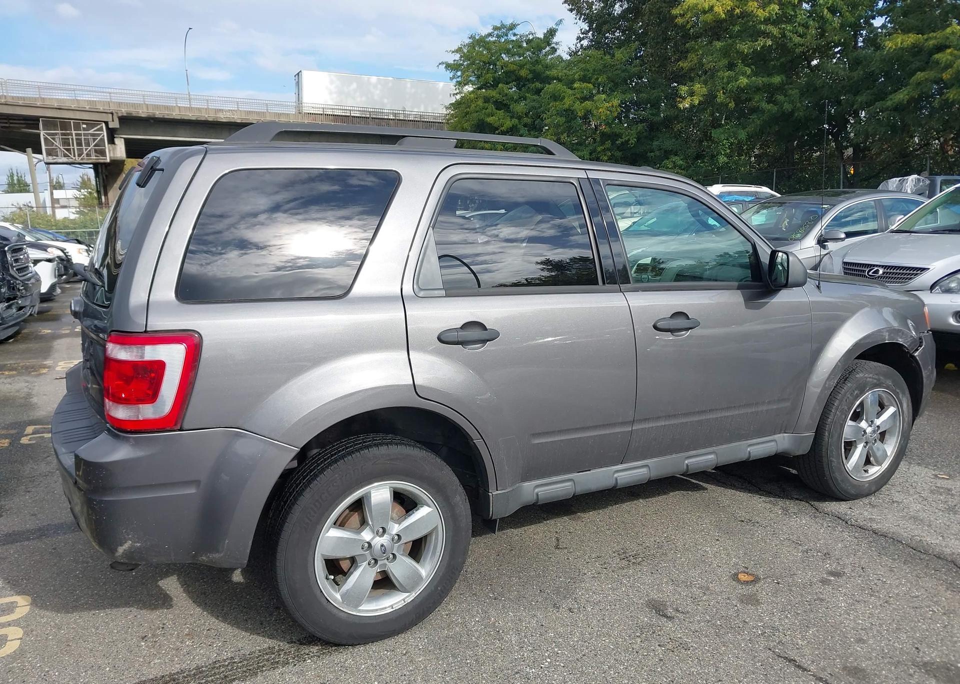 2012 FORD ESCAPE XLT