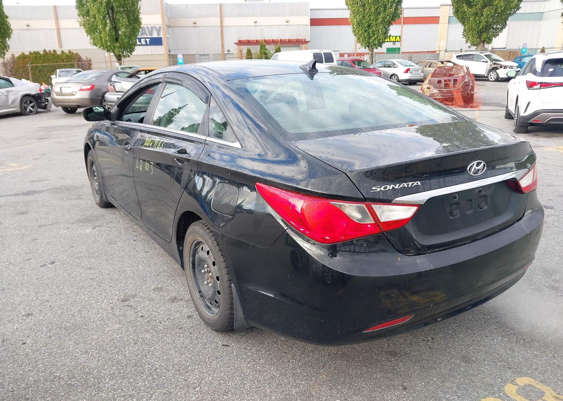 2012 HYUNDAI SONATA GLS