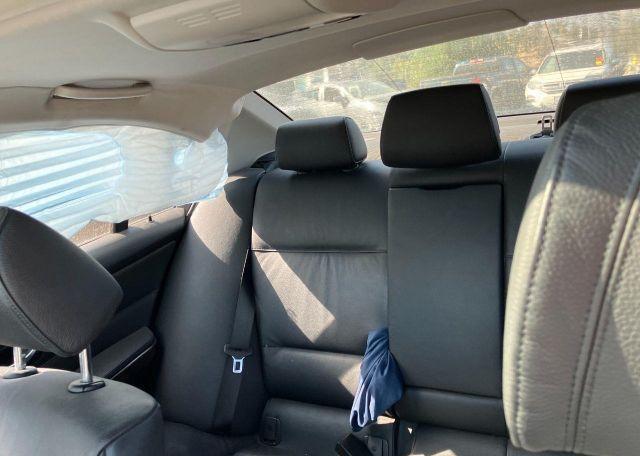 2006 BMW 330I