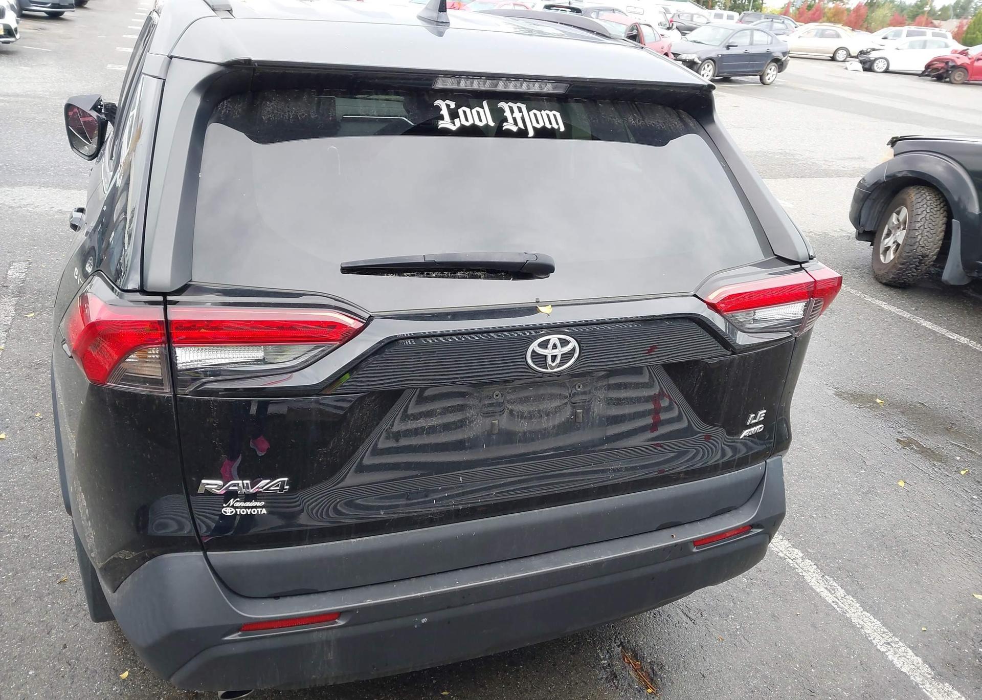2021 TOYOTA RAV4 LE
