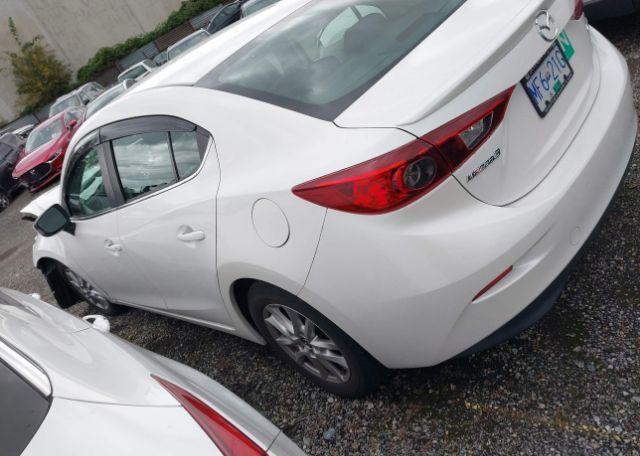 2015 MAZDA 3 TOURING