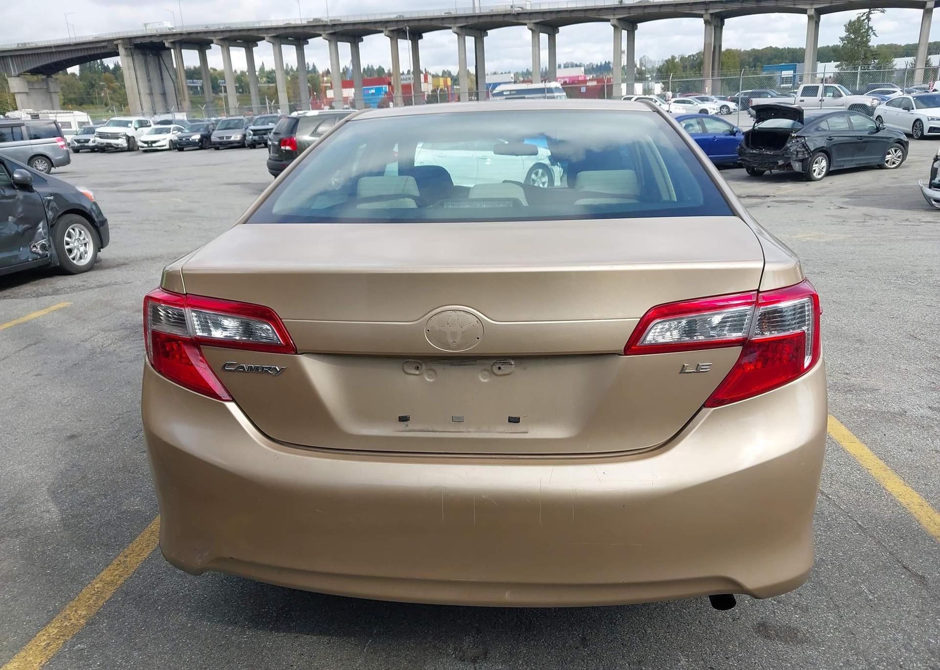 2012 TOYOTA CAMRY