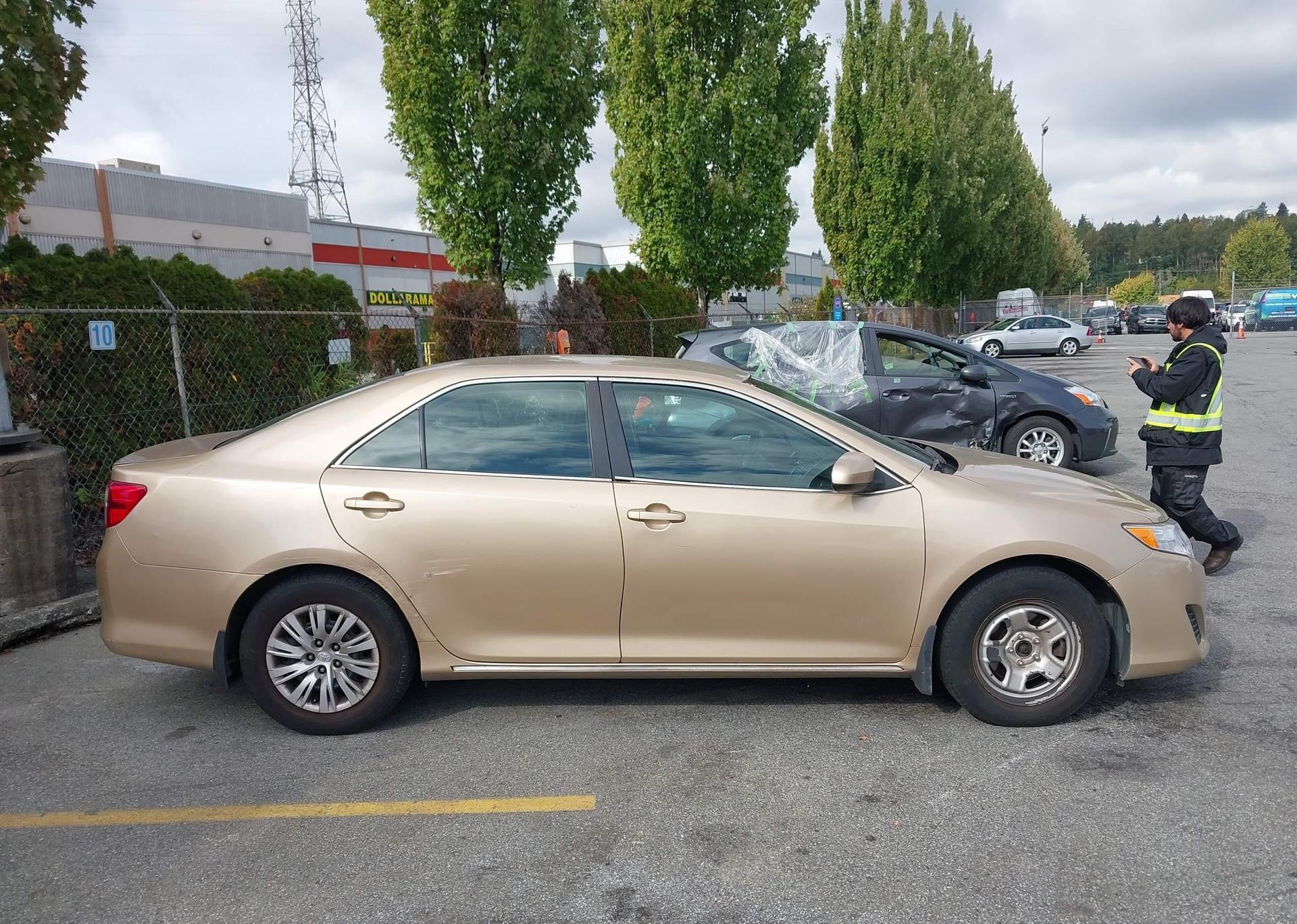 2012 TOYOTA CAMRY