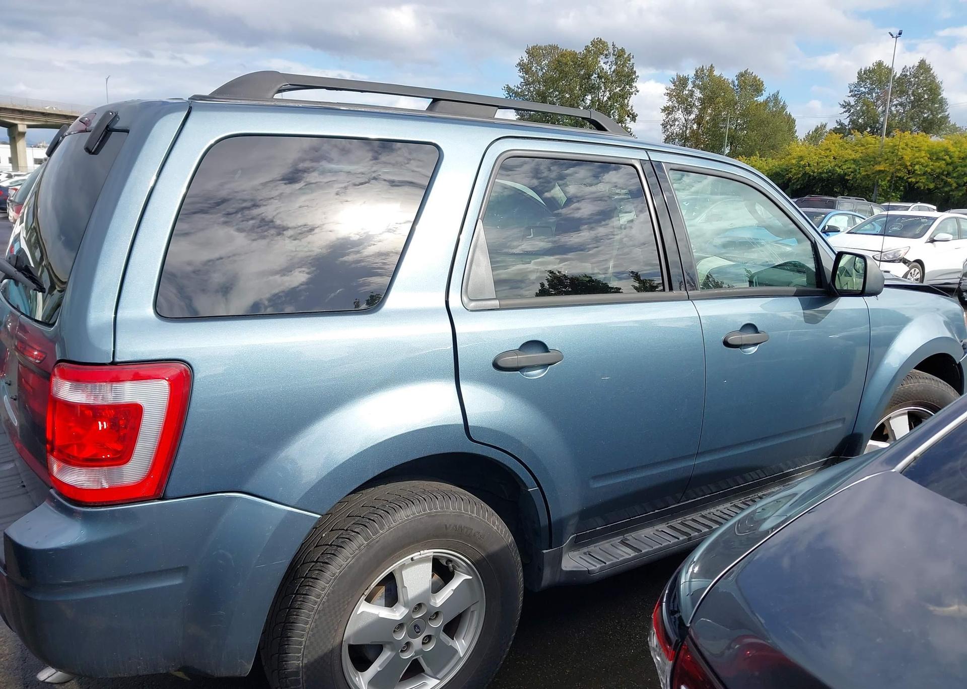 2010 FORD ESCAPE XLT