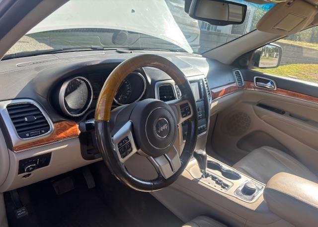 2011 JEEP GRAND CHEROKEE OVERLAND