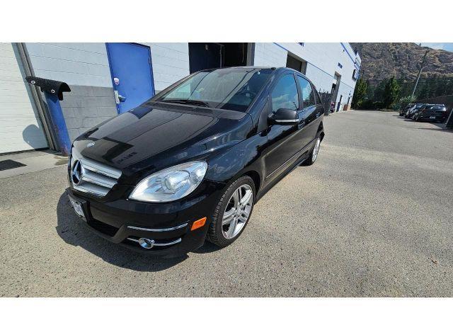 2011 MERCEDES-BENZ B200 T