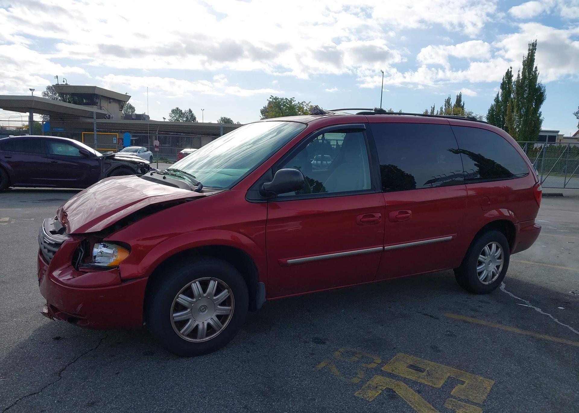 2006 CHRYSLER TOWN & COUNTRY TOURING