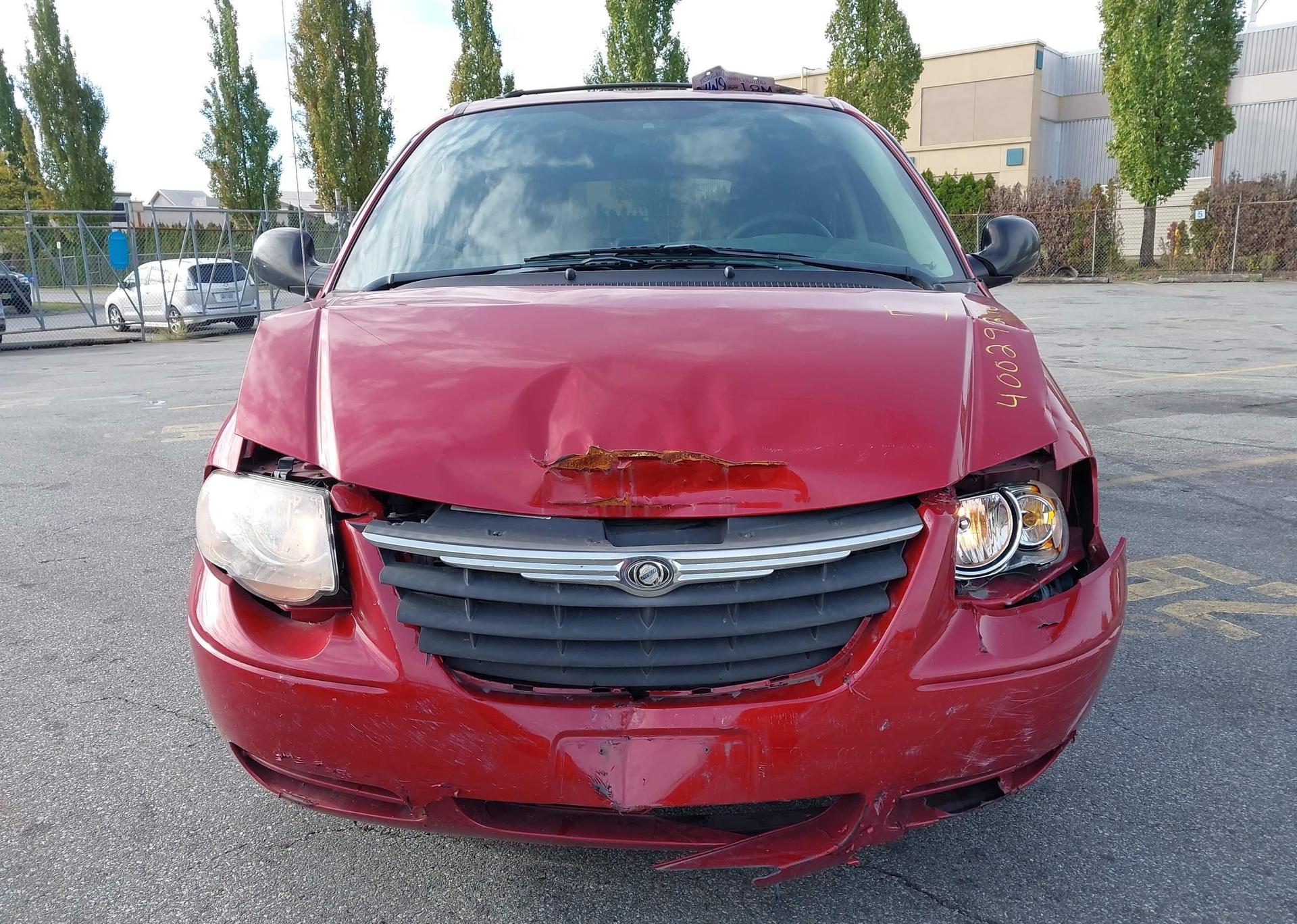 2006 CHRYSLER TOWN & COUNTRY TOURING