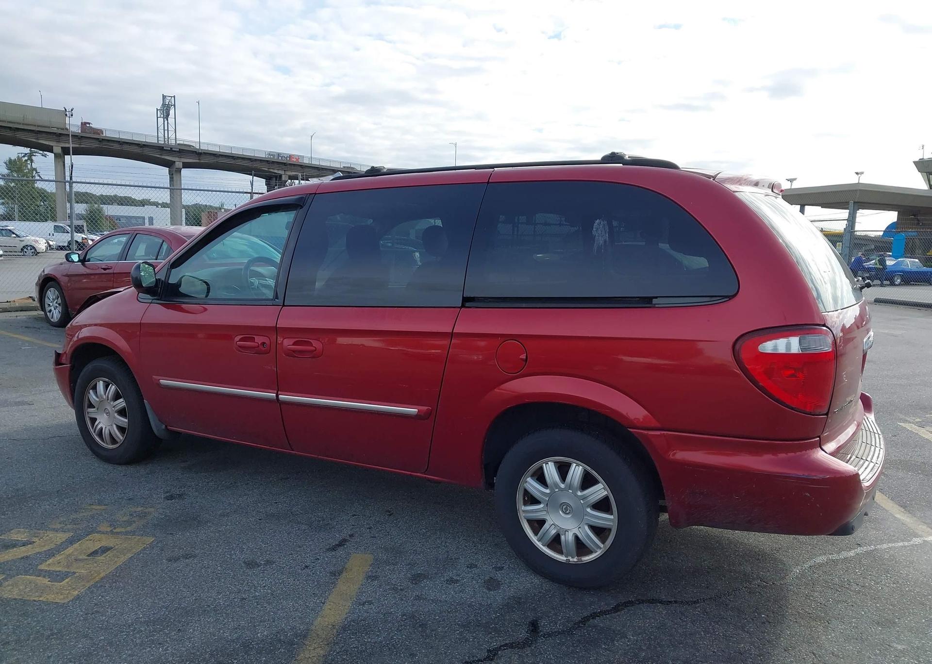 2006 CHRYSLER TOWN & COUNTRY TOURING