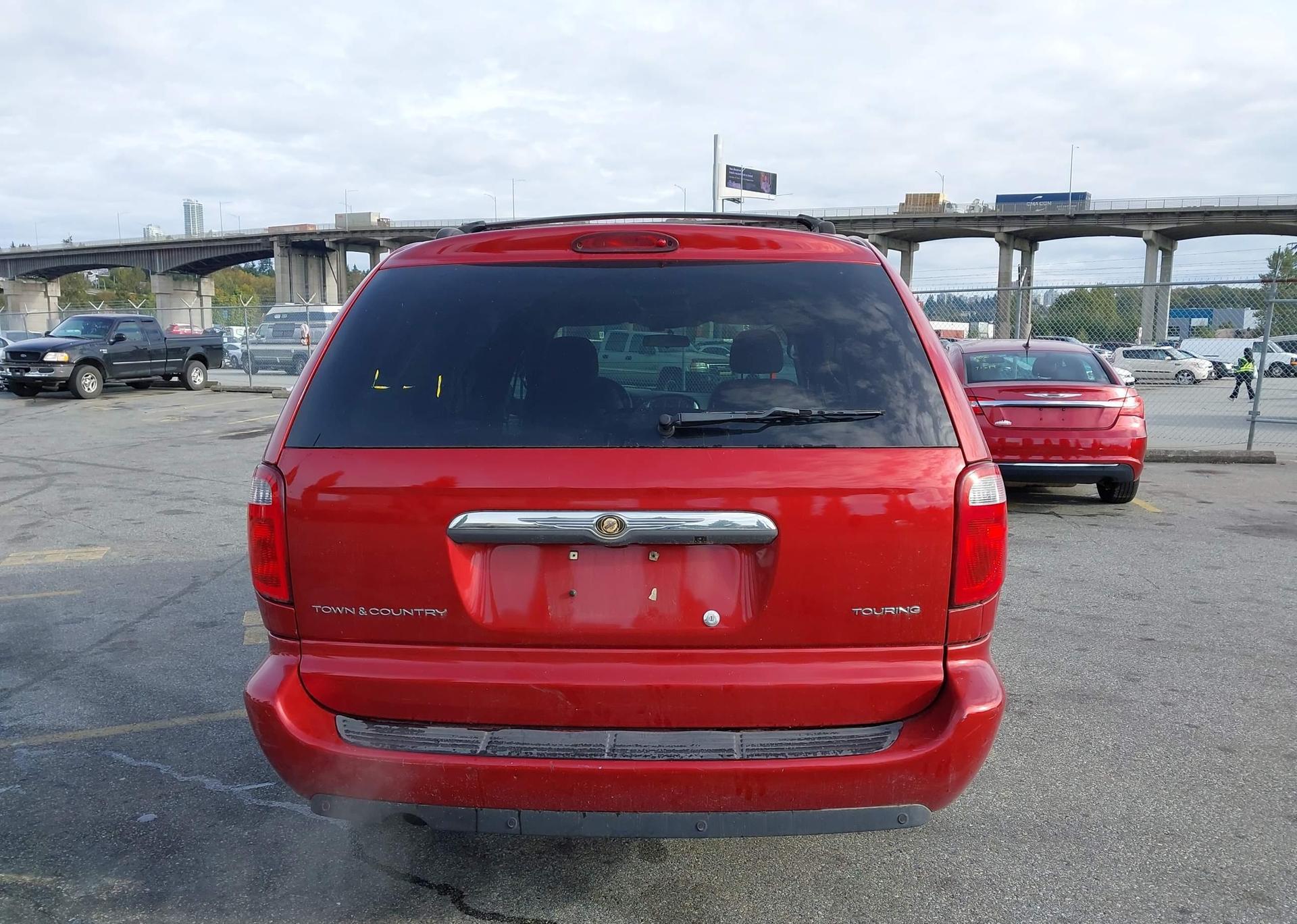 2006 CHRYSLER TOWN & COUNTRY TOURING