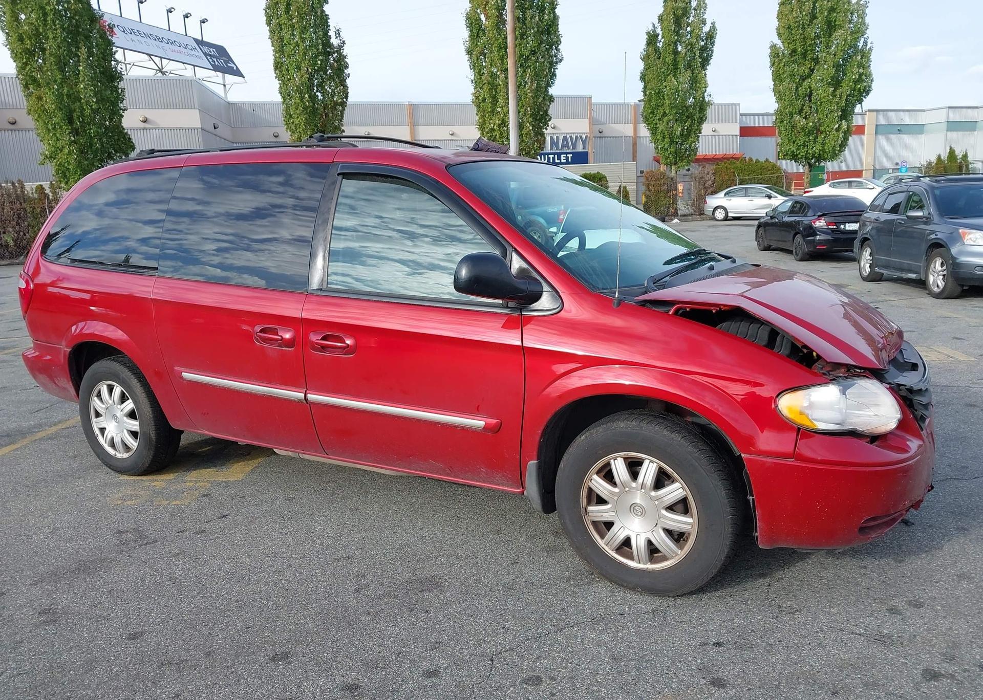 2006 CHRYSLER TOWN & COUNTRY TOURING
