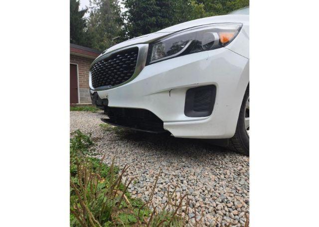 2015 KIA SEDONA LX
