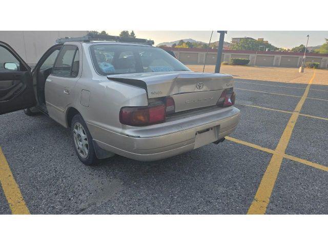 1996 TOYOTA CAMRY