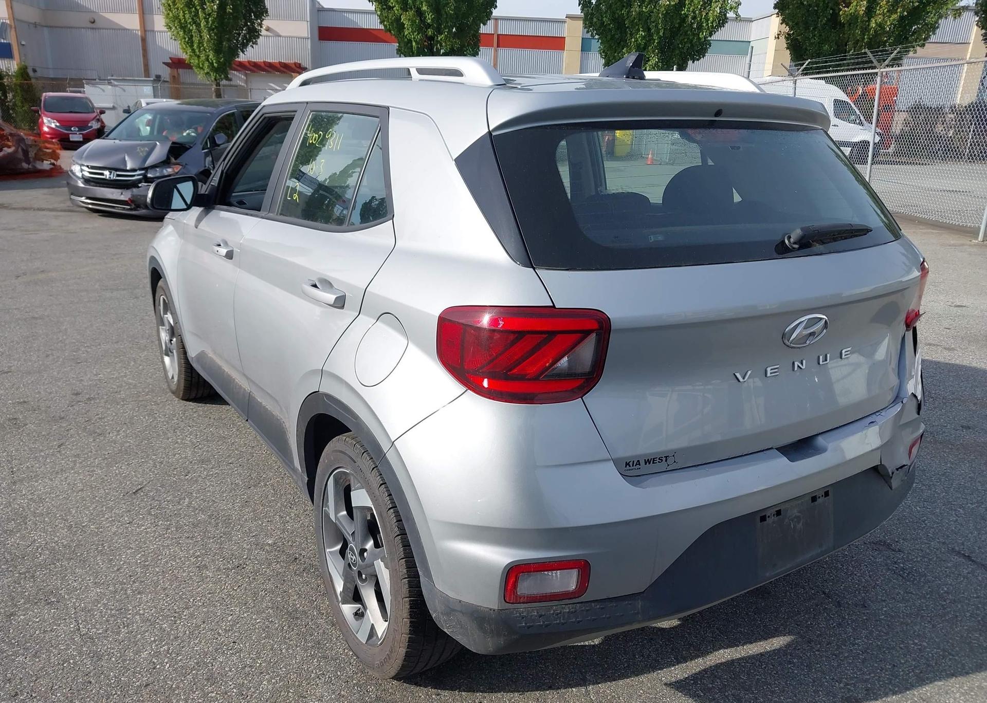 2021 HYUNDAI VENUE