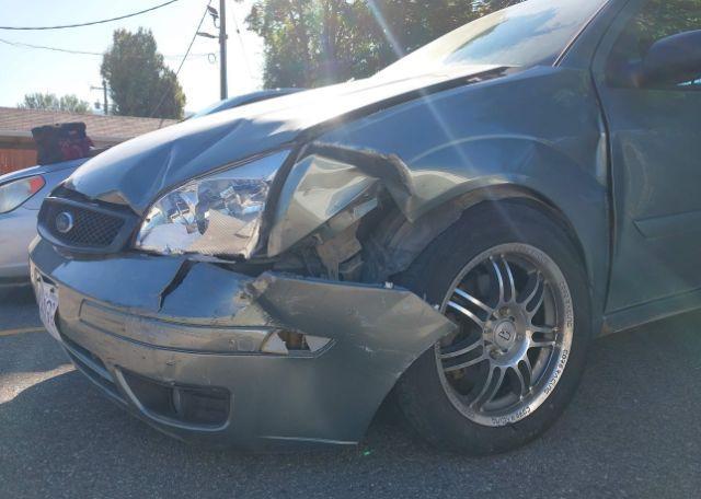 2005 FORD FOCUS ZX5