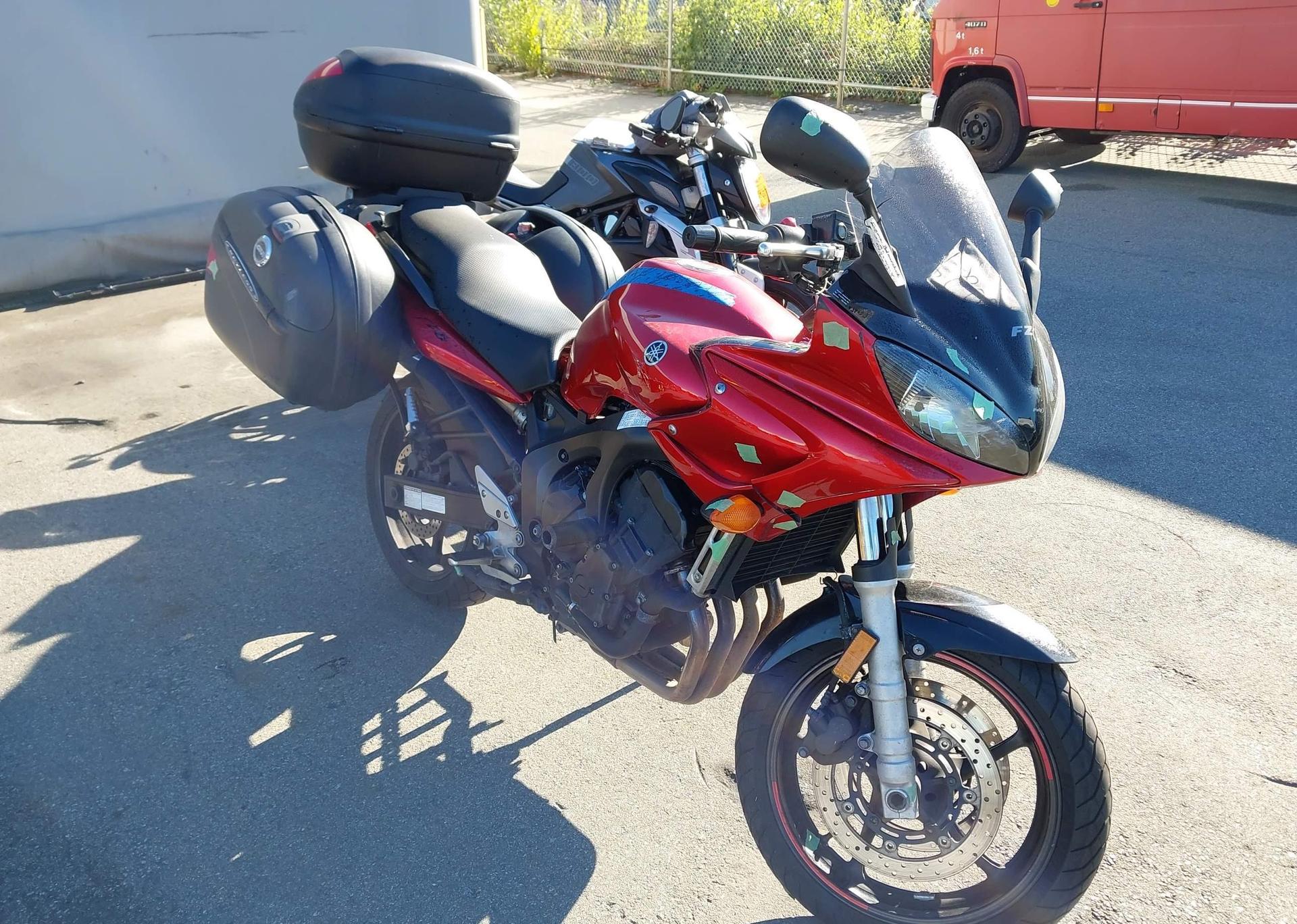 2006 YAMAHA FZ6 S