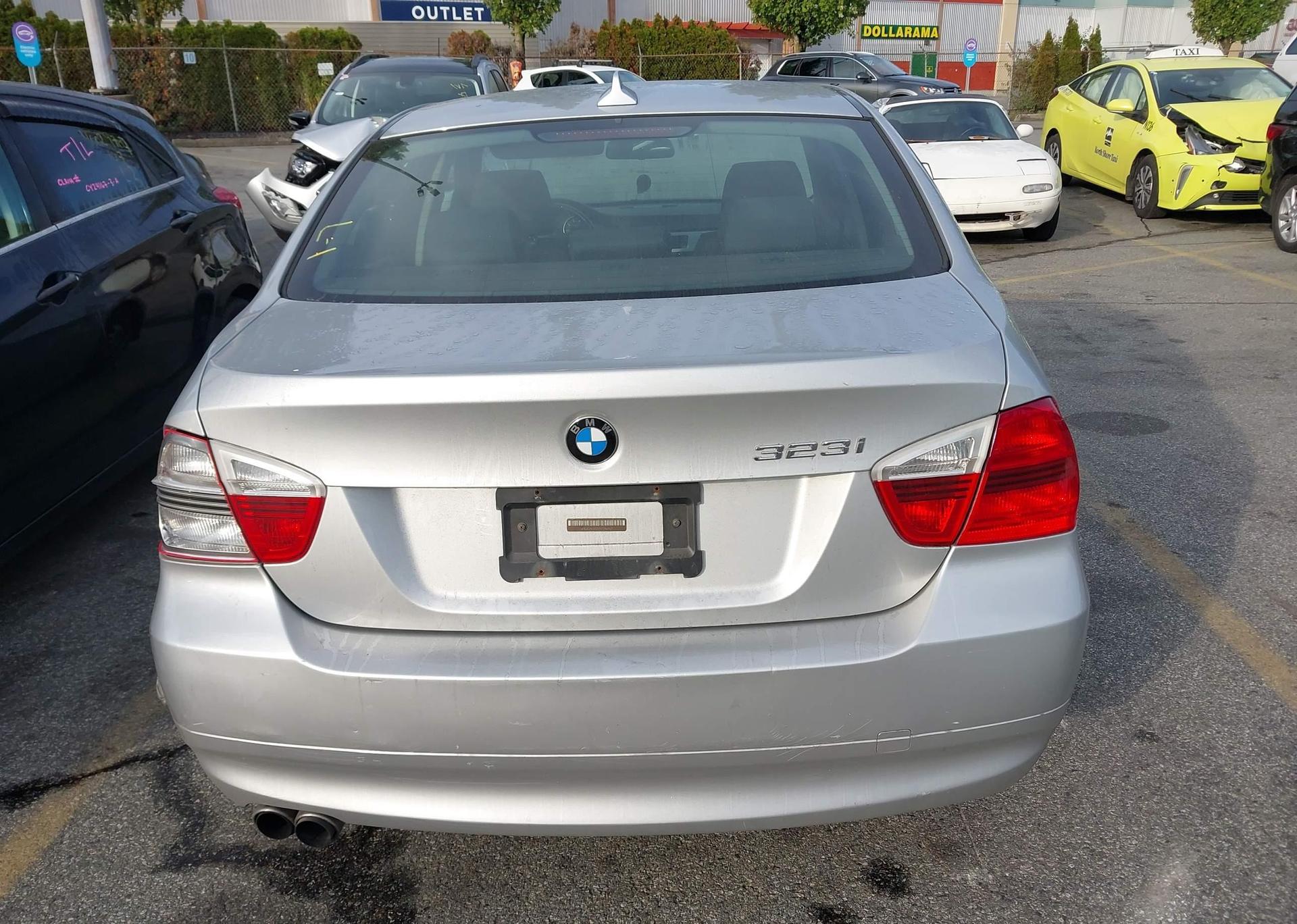 2007 BMW 323I