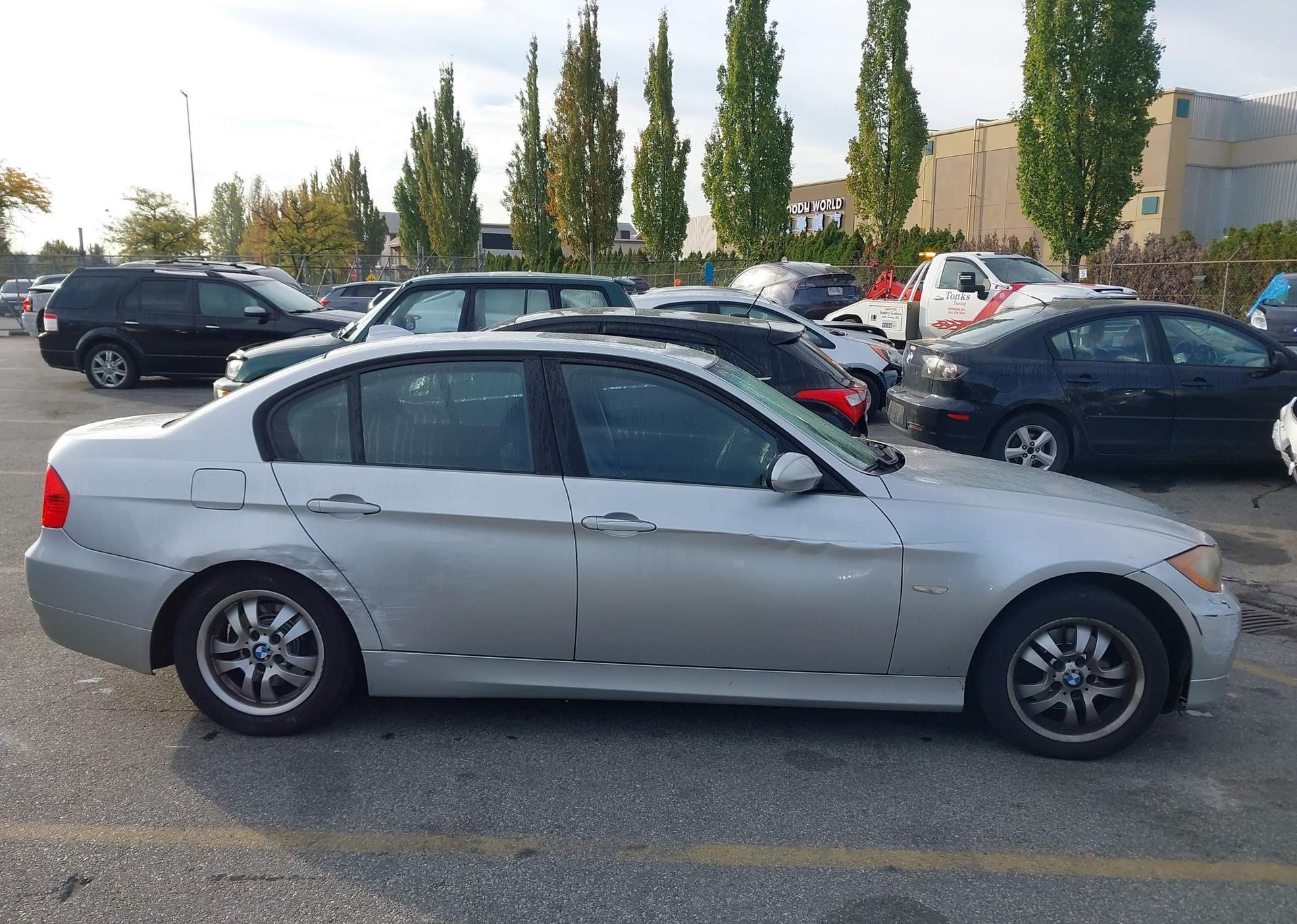 2007 BMW 323I
