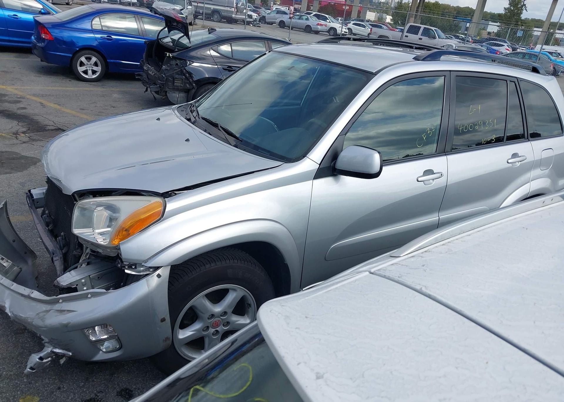 2002 TOYOTA RAV4