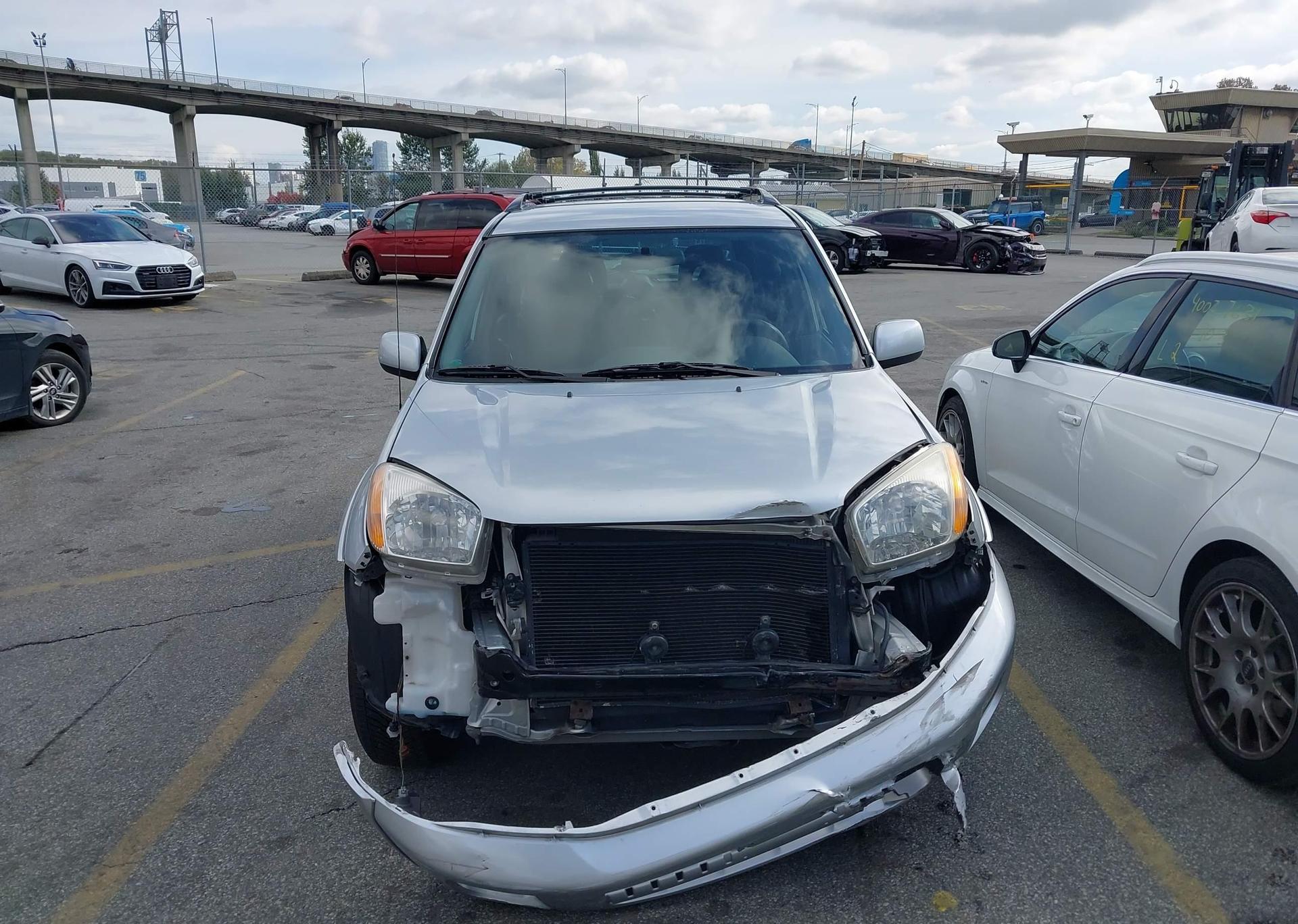 2002 TOYOTA RAV4