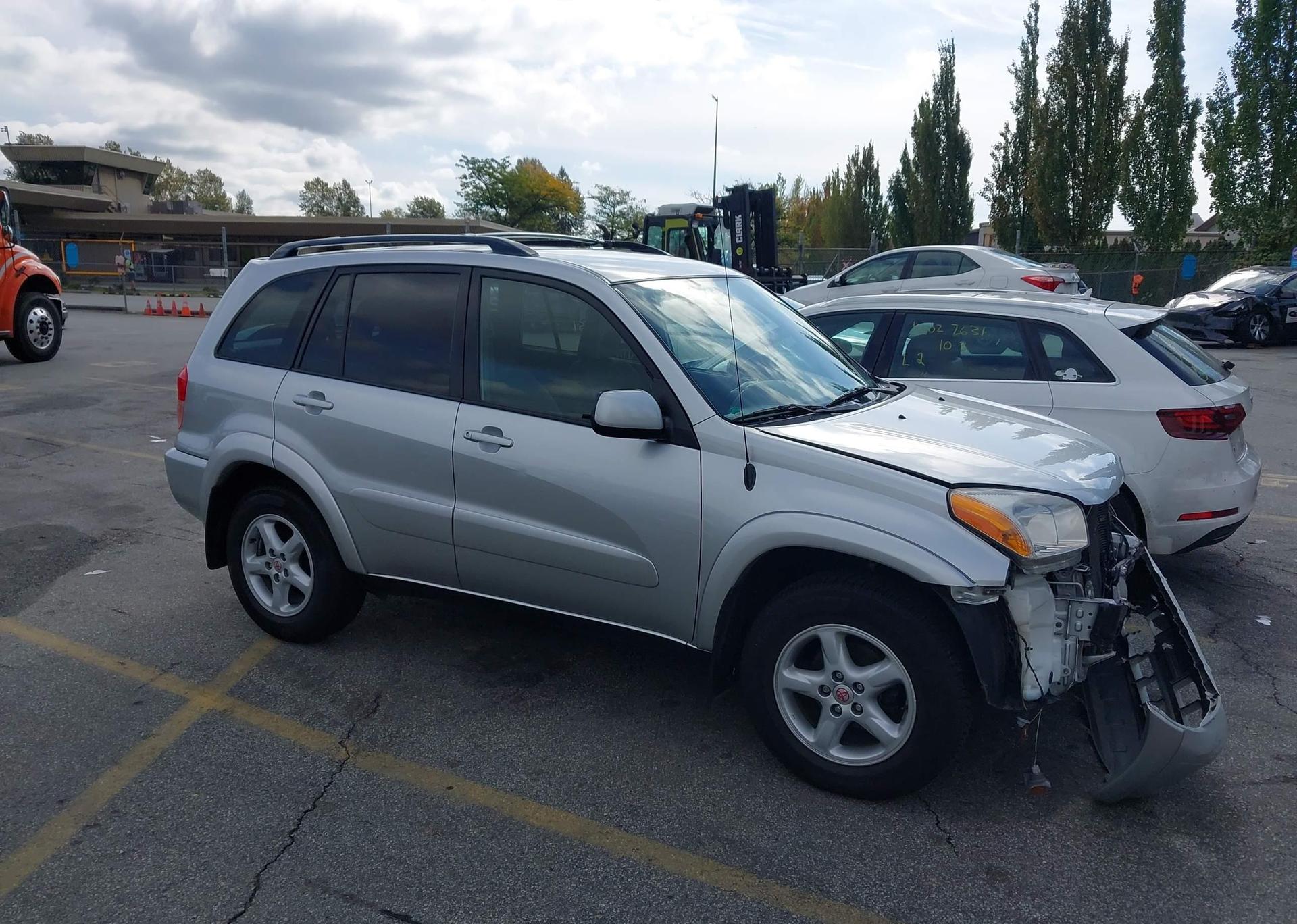 2002 TOYOTA RAV4