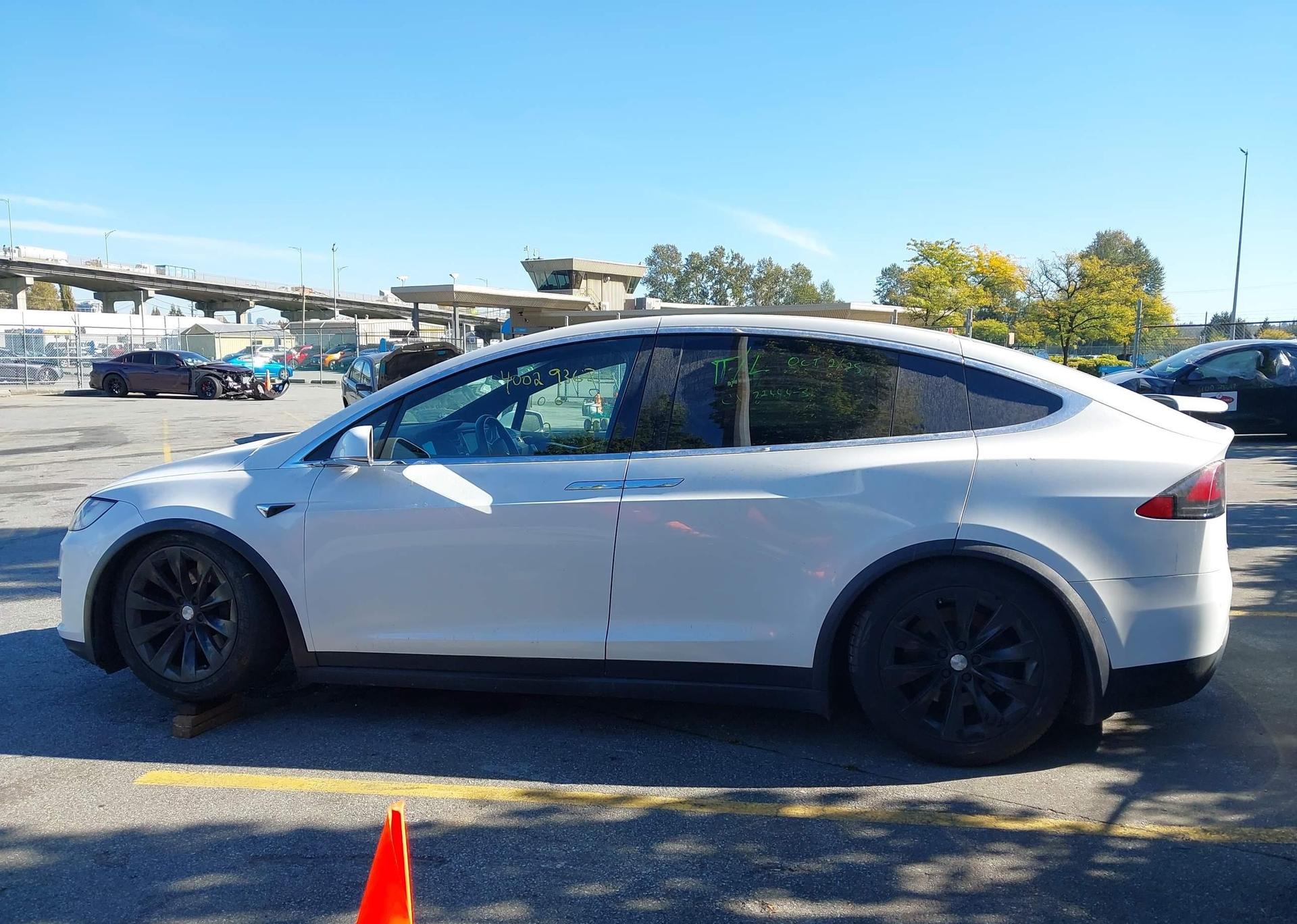 2017 TESLA X