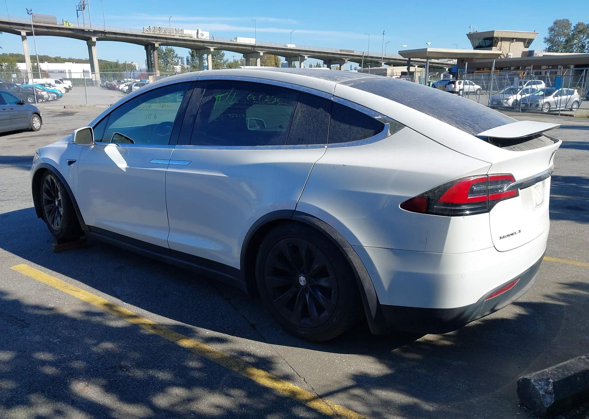 2017 TESLA X